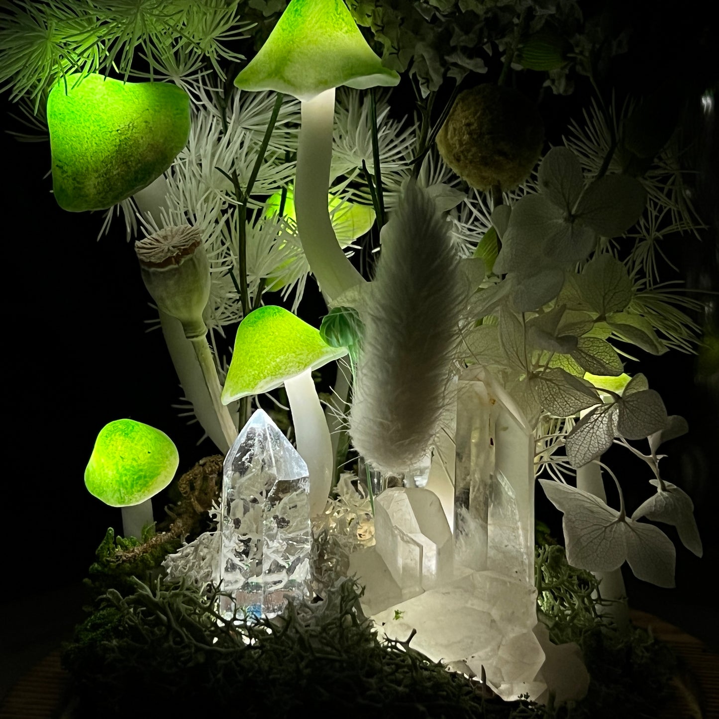 Radiant Life: Clear Quartz & Blooming Meadow Energy Lamp | Handmade Crystal Mushroom Lamp