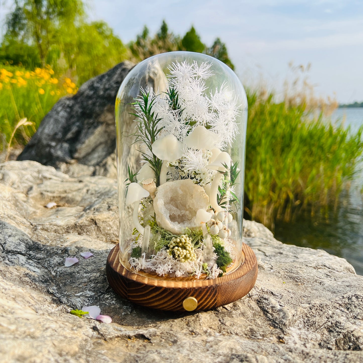 Sacred Hollow: Natural Moroccan Geode & Enchanted Snowy Forest night light | Handmade Crystal Mushroom Lamp