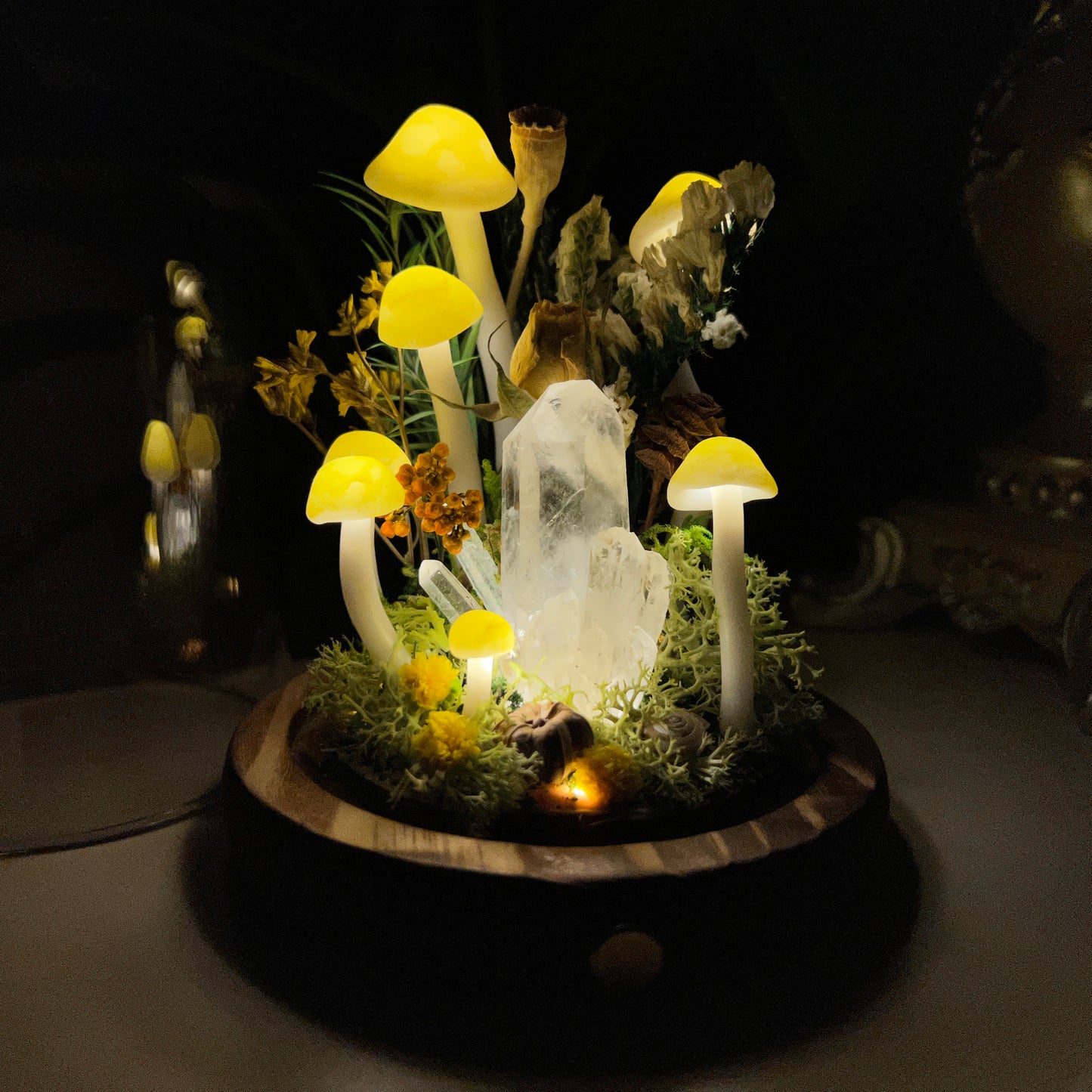 Ethereal Clarity: Natural Clear Quartz Cluster & Meadow Forest Night Light | Handmade Crystal Mushroom Lamp
