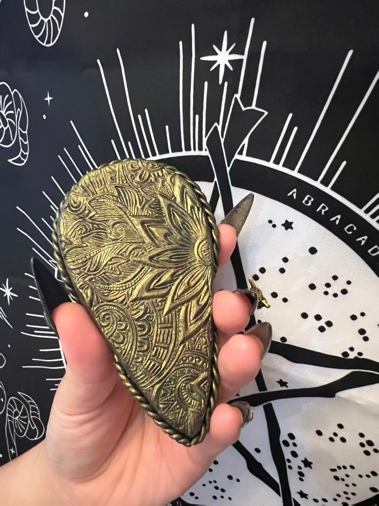 Handmade Natural Black Obsidian Scrying Mirror/Magic Obsidian Witch Mirror/Crystal Quartz Mirror/Manifest Altar Tool