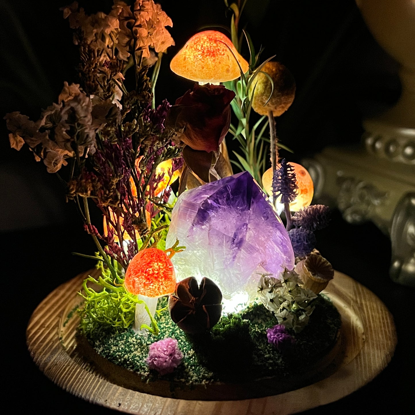 Mystical Purple Crystal Garden Lamp: The Ultimate Birthday or Anniversary Surprise