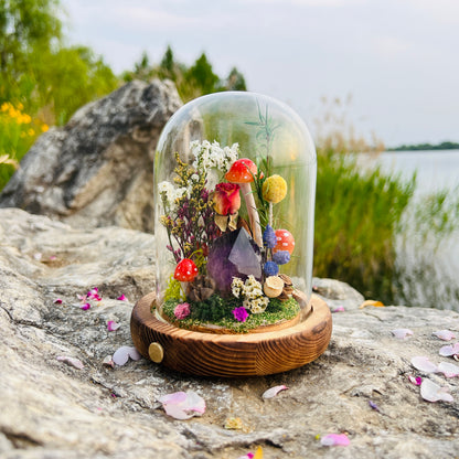Mystical Purple Crystal Garden Lamp: The Ultimate Birthday or Anniversary Surprise