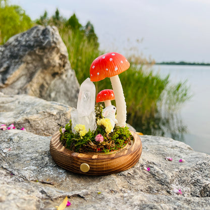 Healing Clear Quartz Crystal Lamp - Glowing Mushroom Wonderland - Spiritual Protection Gift - Handmade Night Light for Meditation & Peace