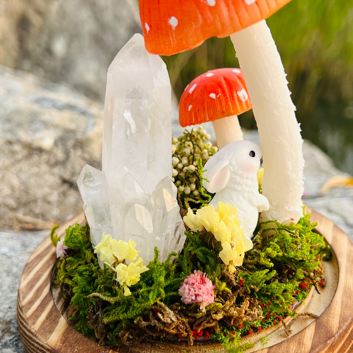 Healing Clear Quartz Crystal Lamp - Glowing Mushroom Wonderland - Spiritual Protection Gift - Handmade Night Light for Meditation & Peace