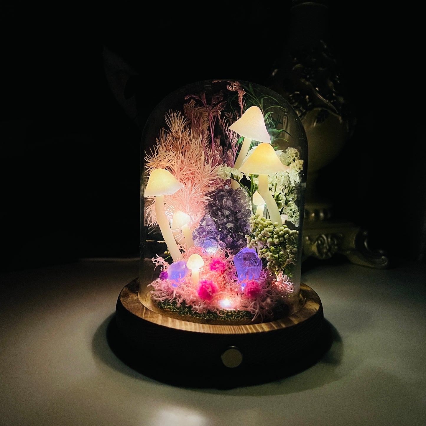 Handmade Amethyst Crystal Mushroom Lamp - Pink Enchanted Forest Night Light - Whimsical Fairy Garden Decor - Unique Gift for Her