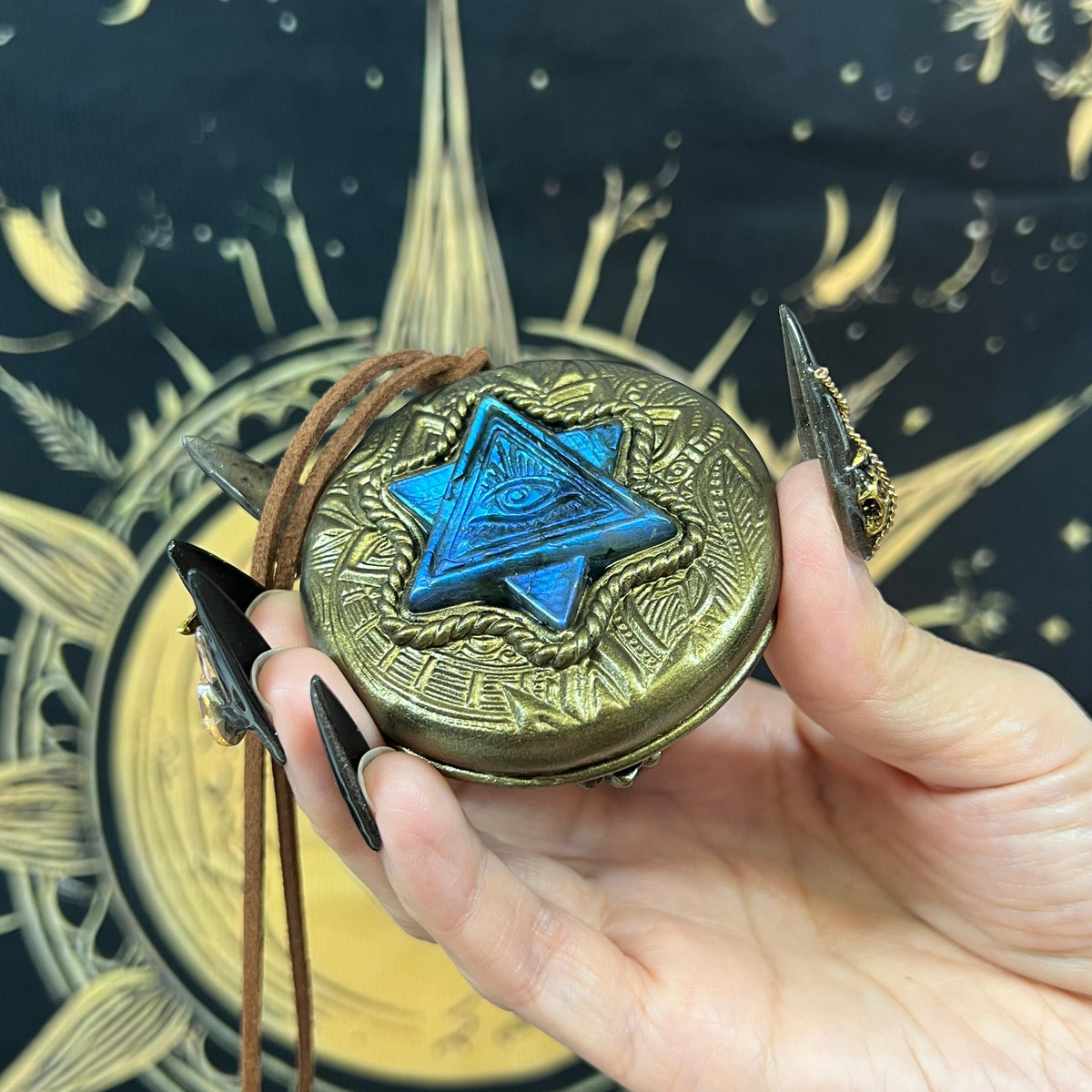 Handmade Natural Black Obsidian Scrying Mirror pendant Magic Obsidian Witch Mirror/Crystal Quartz Mirror/Manifest Altar Tool