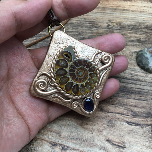 Ammonite Fossil & Amethyst Gemstone Pendant - Rhombus Healing Crystal Necklace