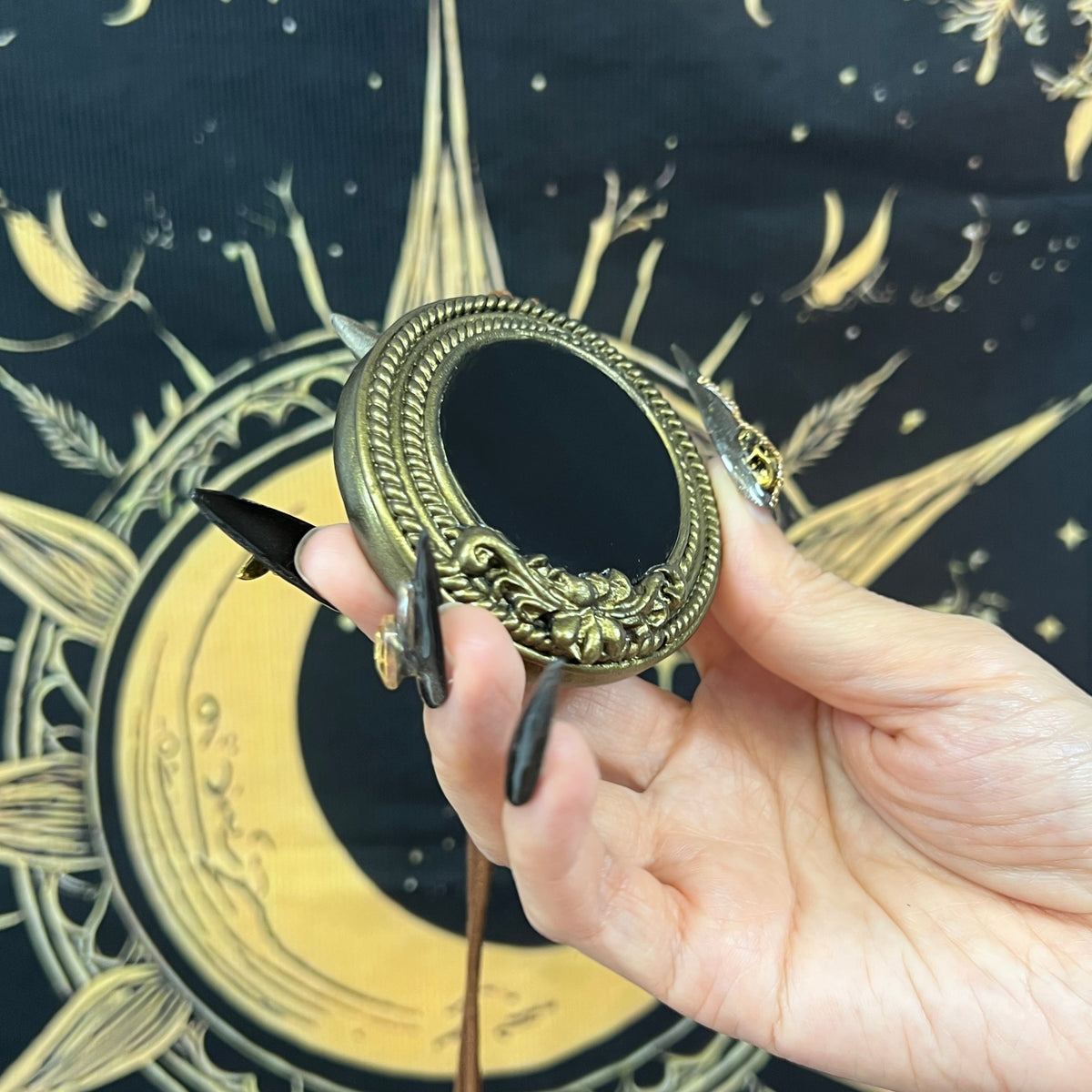 Handmade Natural Black Obsidian Scrying Mirror pendant Magic Obsidian Witch Mirror/Crystal Quartz Mirror/Manifest Altar Tool