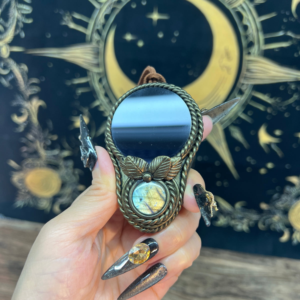 Handmade Natural Black Obsidian Scrying Mirror/Magic Obsidian Witch Mirror/Crystal Quartz Mirror/Manifest Altar Tool