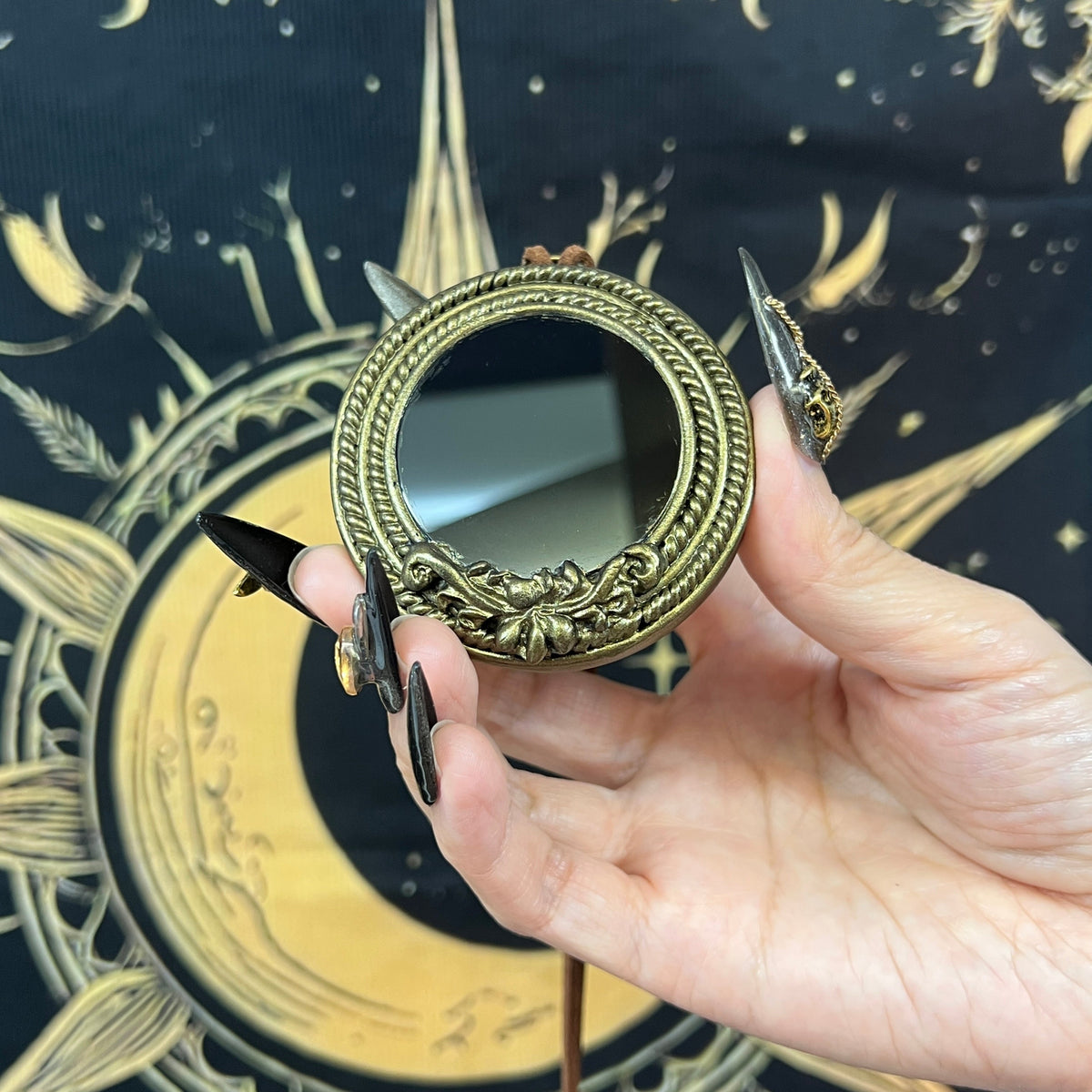 Handmade Natural Black Obsidian Scrying Mirror pendant Magic Obsidian Witch Mirror/Crystal Quartz Mirror/Manifest Altar Tool