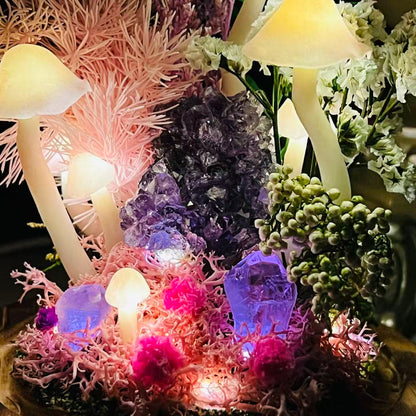 Handmade Amethyst Crystal Mushroom Lamp - Pink Enchanted Forest Night Light - Whimsical Fairy Garden Decor - Unique Gift for Her