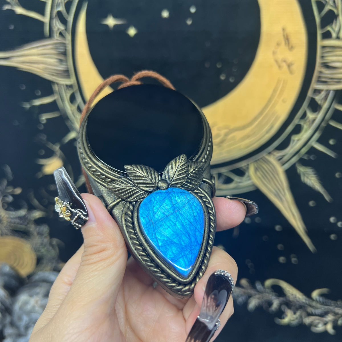 Handmade Natural Black Obsidian Scrying Mirror/Magic Obsidian Witch Mirror/Crystal Quartz Mirror/Manifest Altar Tool