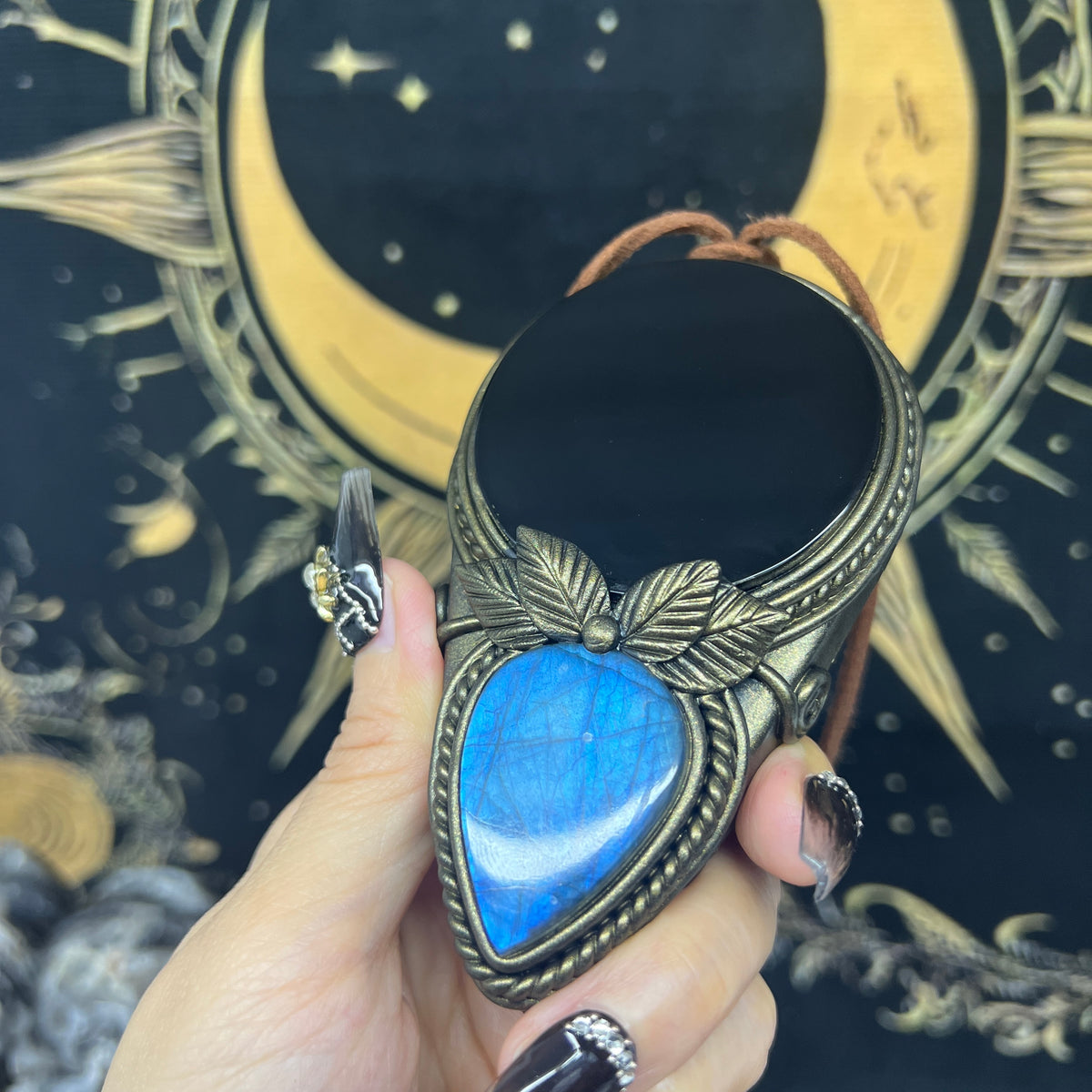 Handmade Natural Black Obsidian Scrying Mirror/Magic Obsidian Witch Mirror/Crystal Quartz Mirror/Manifest Altar Tool